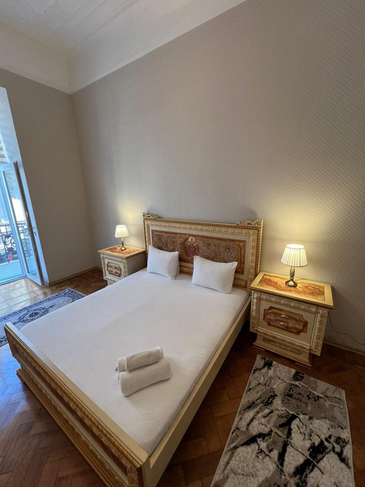 White Boutique Nizami Hotel Baky Esterno foto