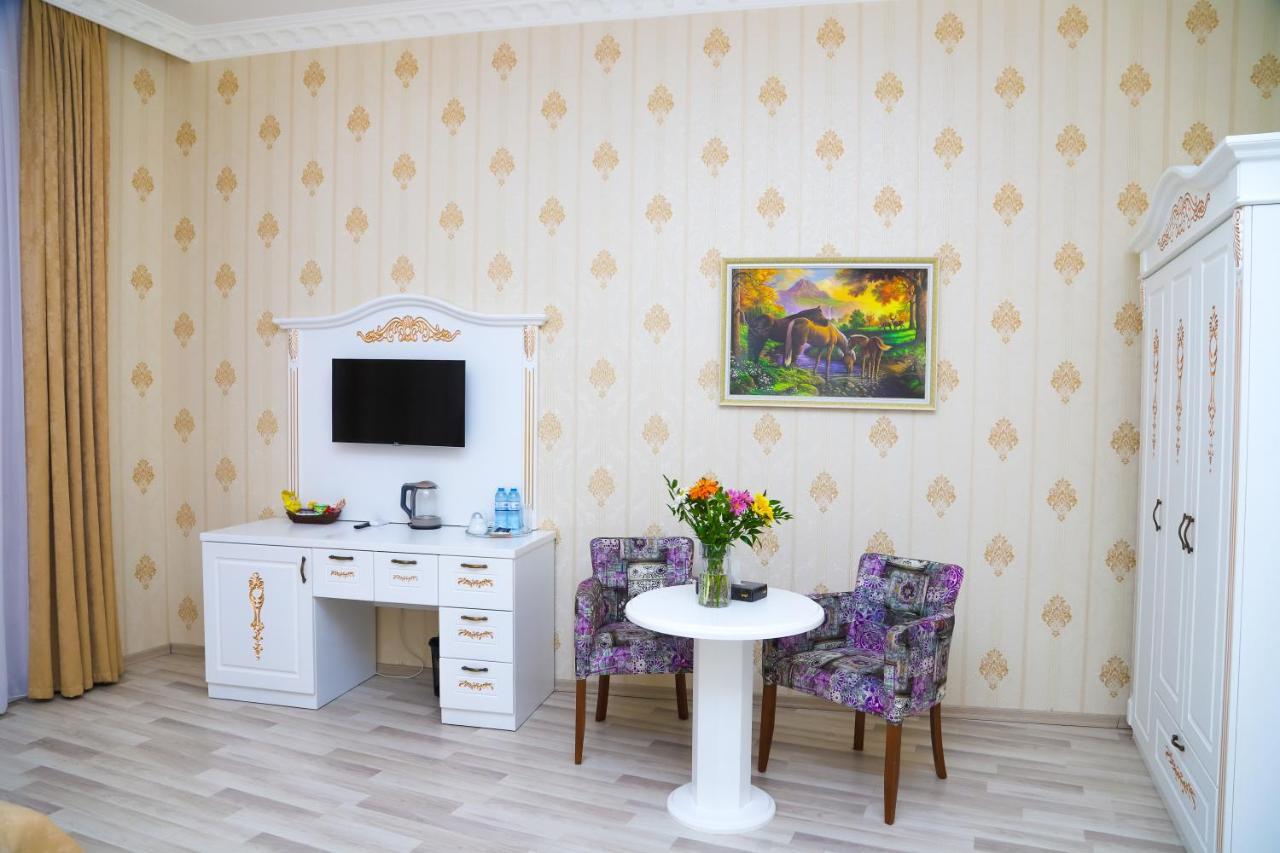 White Boutique Nizami Hotel Baky Esterno foto